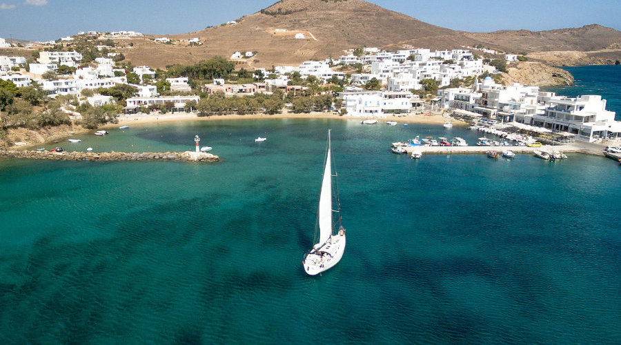 Full day cruise from Paros to Small Cyclades