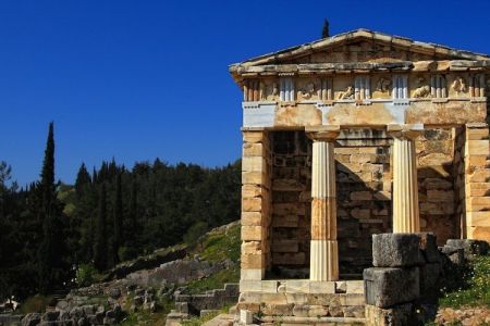 Argolis - Olympia - Delphi 3 day tour